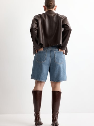 MANGO Regular Farkut 'CAMILLA' värissä sininen