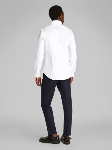 Calvin Klein Regular fit Business shirt in White: back
