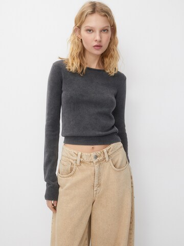 Pull&Bear Sweater in Grey: front