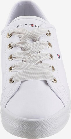 Baskets basses 'Foxie' TOMMY HILFIGER en blanc