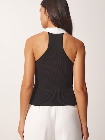 Happiness İstanbul Топ в Черный