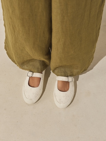 NextBalerinke - bijela boja