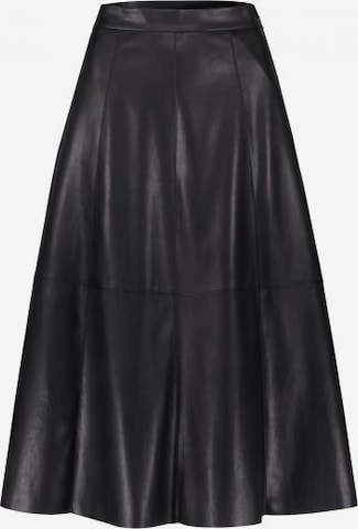 zero Skirt in Black: front