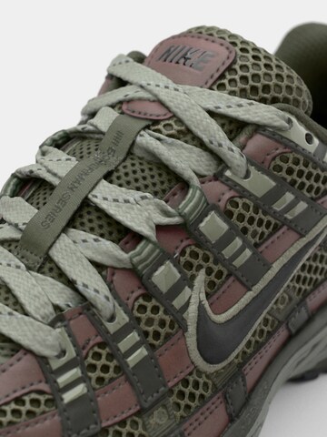 Nike Sportswear Низкие кроссовки 'P-6000 SE' в Зеленый