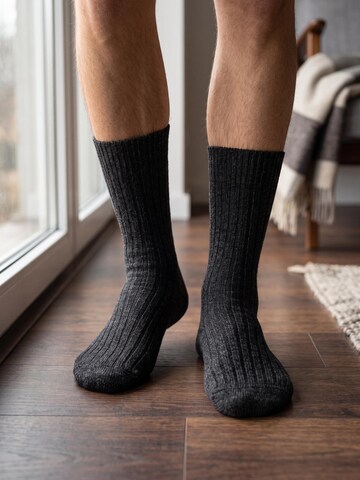 sockenkauf24 Skarpety 'Norweger Wollsocken' w kolorze czarny
