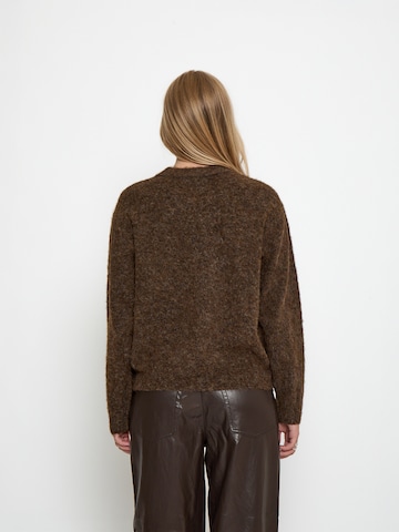 Peppercorn Sweater 'Sylvie' in Brown