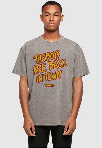 Merchcode Shirt 'Thin Lizzy - The Boys Stacked' in Grijs: voorkant