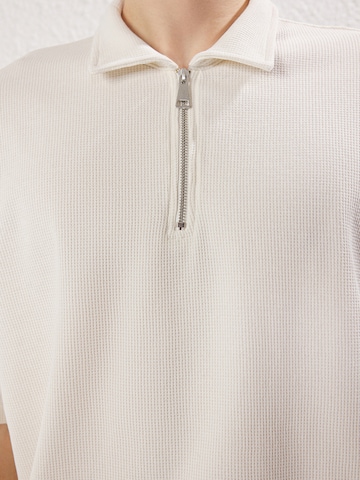 Trendyol Póló - bézs