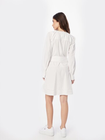 TOMMY HILFIGER - Vestido camisero en blanco