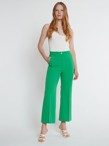 Ana Alcazar Regular Pleated Pants ' Kadla ' in Green