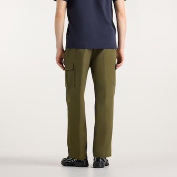 new balance - Loosefit Pantalón cargo en verde