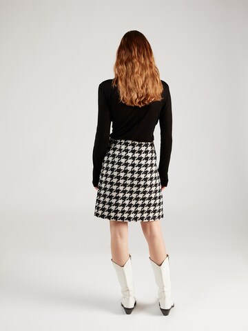 s.Oliver Skirt in Black