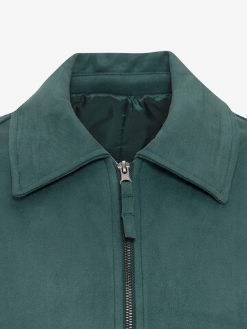 Antioch Between-season jacket in Green