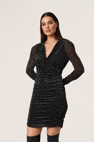 Robe 'Early' SOAKED IN LUXURY en noir : devant