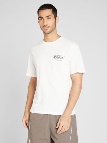 JACK & JONES Bluser & t-shirts 'GURU' i hvid: forside