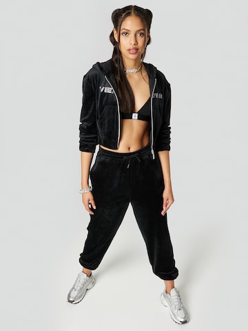 VIERVIER Zip-Up Hoodie 'Adriana' in Black