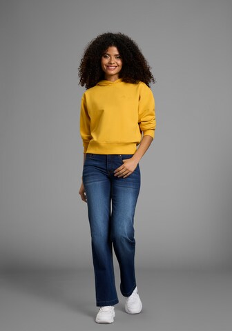 LAURA SCOTT Sweatshirt in Yellow