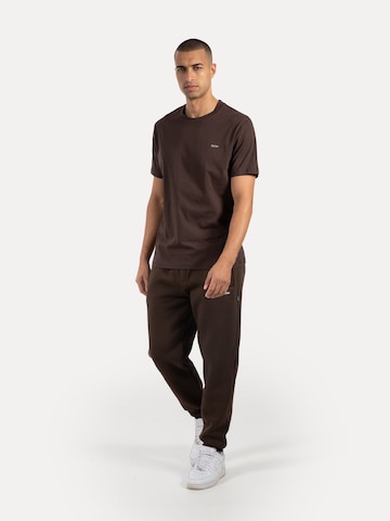 Smilodox Tapered Ilyas Casual Classic Pants in Braun