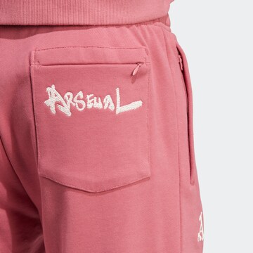 ADIDAS SPORTSWEAR Tapered Sportbroek 'FC Arsenal Chinese Story' in Roze