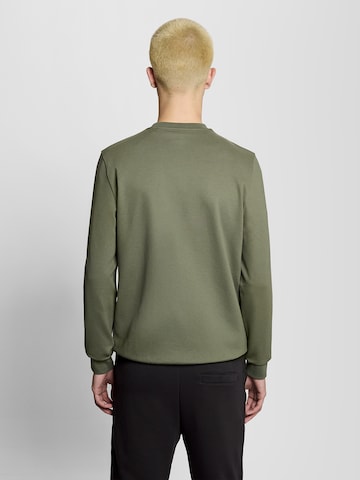Lyle & Scott Sweatshirt 'Fly' in Groen