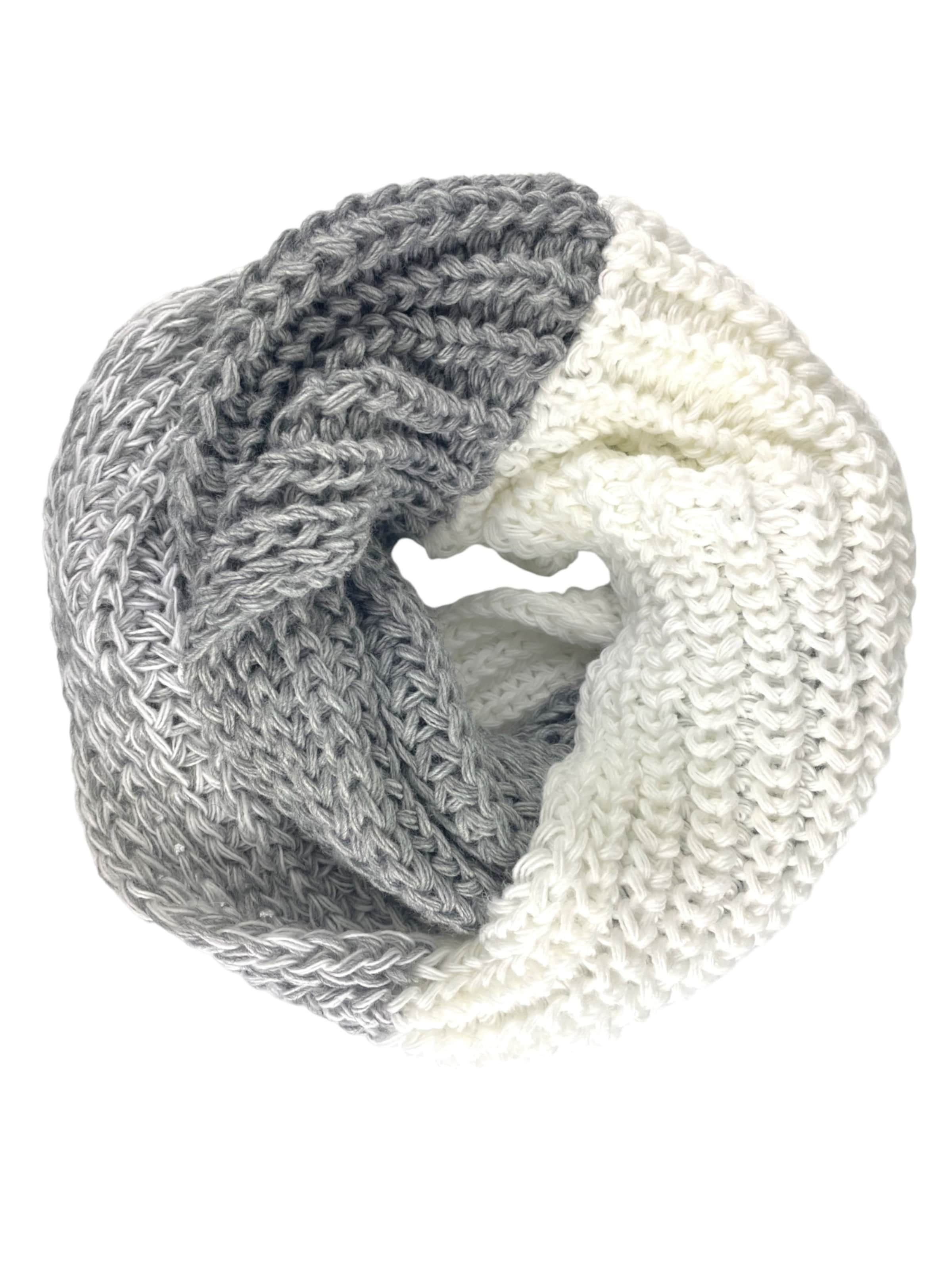 Kumixi Beanie 'Set: Mütze & Loop Schal' in Grey