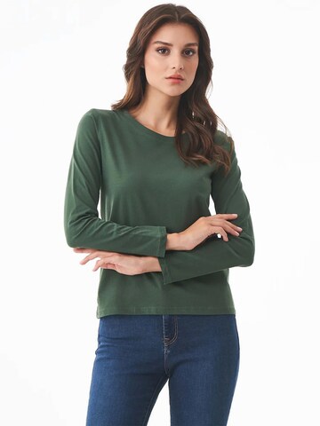 Organication Shirt in Grün: Vorderseite