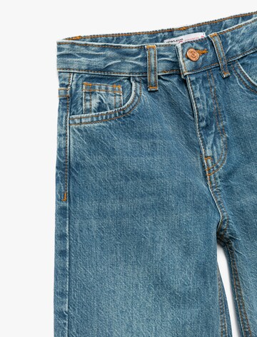 Koton Regular Jeans in Blauw