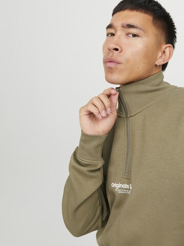 JACK & JONES Sweatshirt in Groen