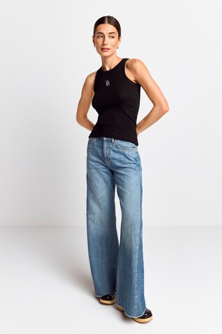 Top di Rich & Royal in nero: frontale