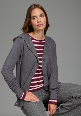 FLASHLIGHTS Knit Cardigan in Grey: front