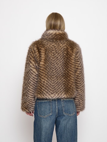 Peppercorn Winterjas 'Peggy' in Bruin