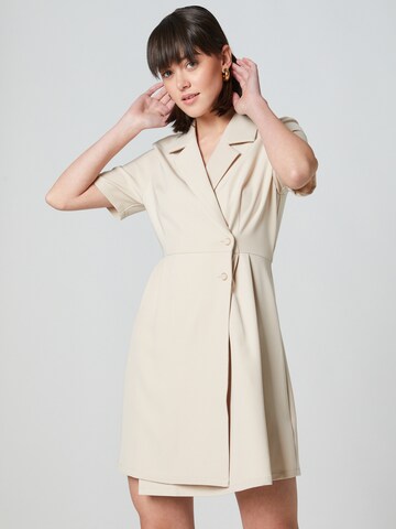 Guido Maria Kretschmer Women Kleid 'Rita' in Beige: predná strana