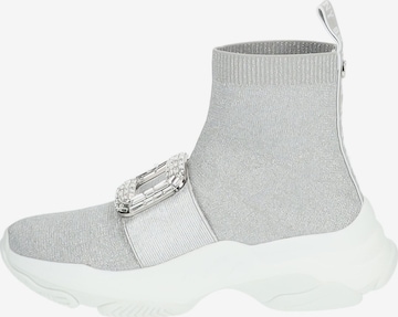 STEVE MADDEN High-Top Sneakers in Grey