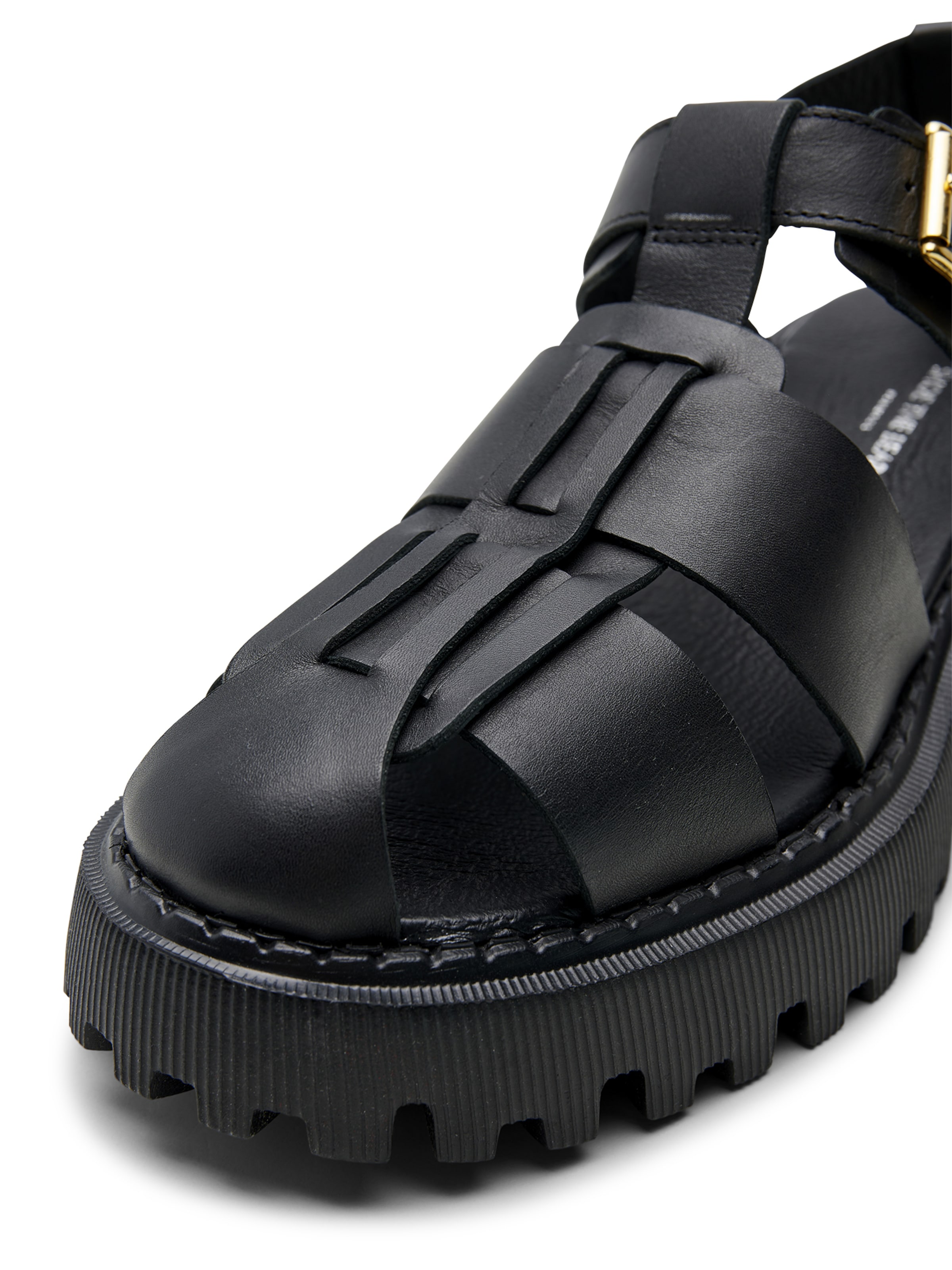 Ariel wyoming dr martens online