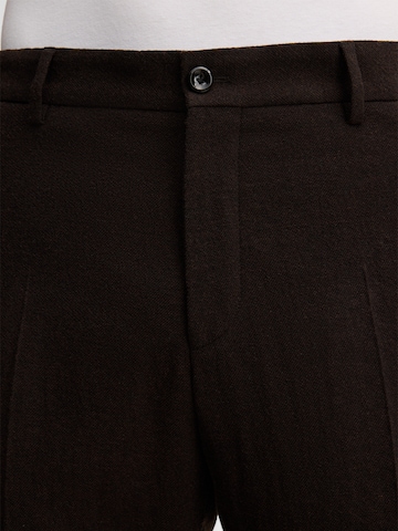 Loosefit Pantalon à plis STRELLSON en marron