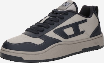 Sneaker low 'S-UKIYO V2' de la DIESEL pe gri: față