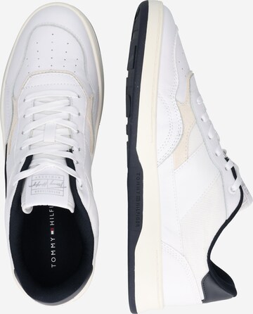 TOMMY HILFIGER Sneakers laag in Wit