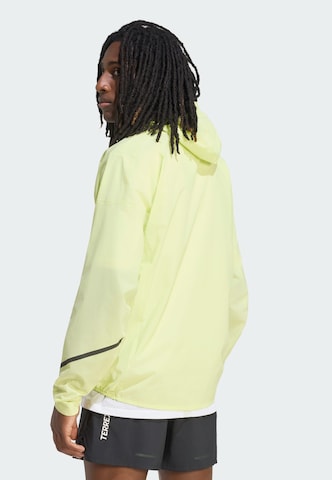 ADIDAS TERREX - Chaqueta de montaña 'Xperior' en amarillo