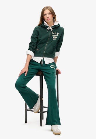 Bootcut Pantalon 'Athletic Essentials' Superdry en vert