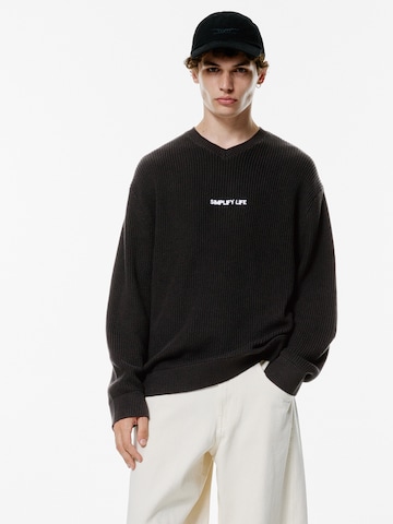 Pull-over Pull&Bear en noir : devant