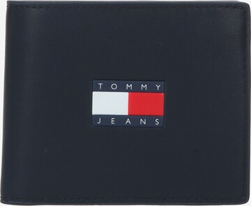 Tommy Jeans Wallet in Blue: front