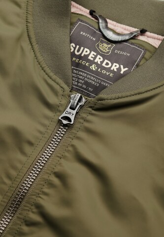 Veste mi-saison 'Ma1' Superdry en vert