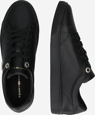 TOMMY HILFIGER Rövid szárú sportcipők 'Embroidery Cupsole' - fekete