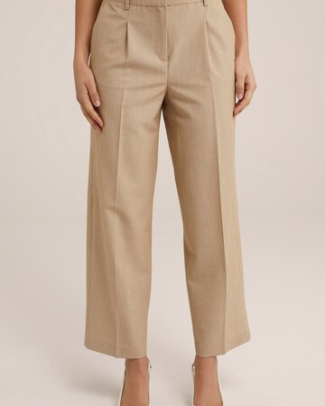 WE Fashion Regular Bundfaltenhose in Beige