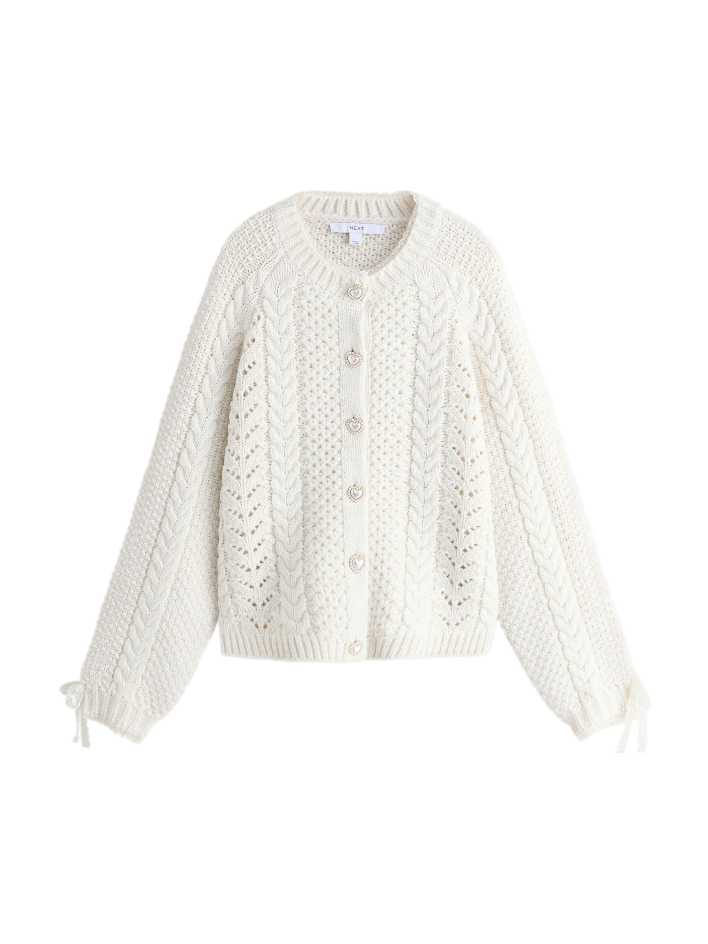 Next Neuletakki värissä beige: etupuoli