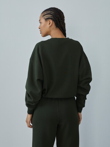 Sweat-shirt 'Rosa' LeGer by Lena Gercke en vert