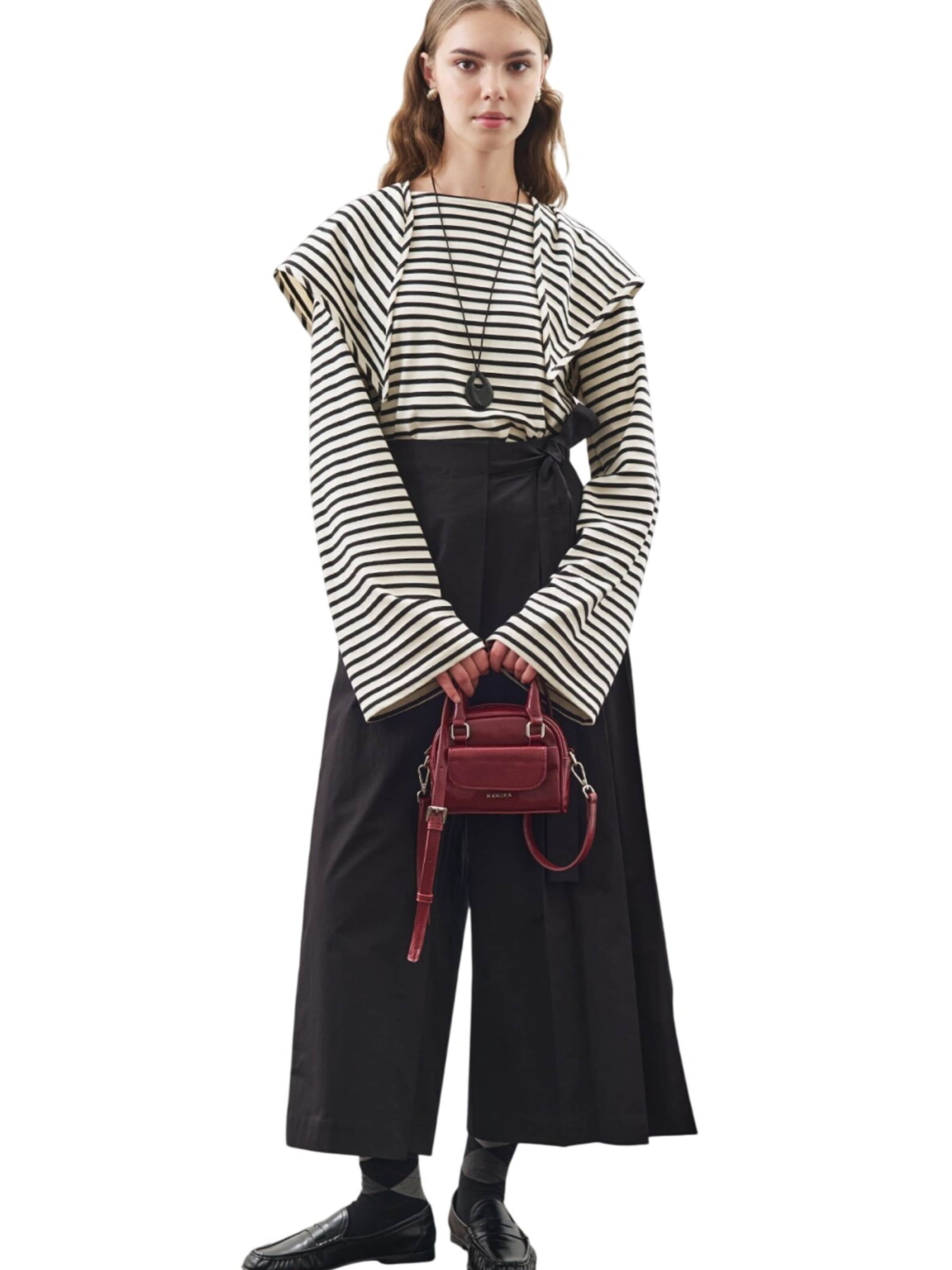 MANUKA Regular Trousers in Black