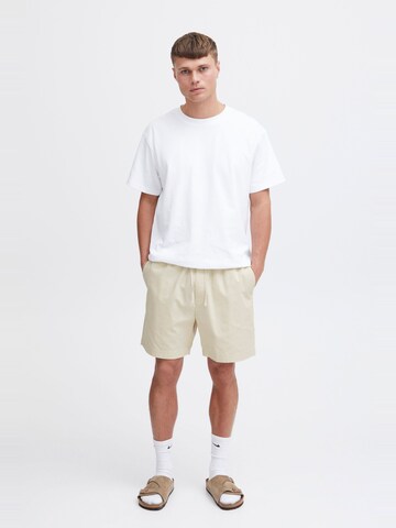 !Solid Regular Hose ' Israel ' in Beige