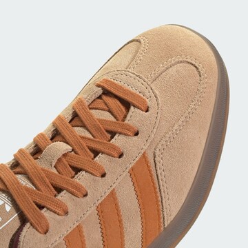 Sneaker bassa 'Gazelle' di ADIDAS ORIGINALS in marrone