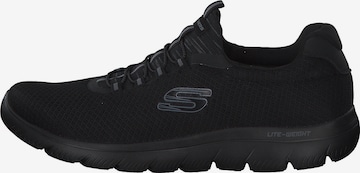 SKECHERS - Sapatilhas slip-on 'Summits' em preto